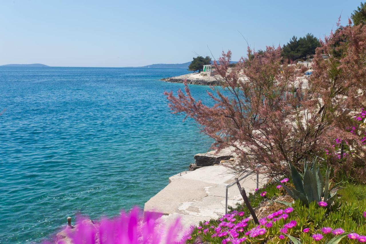 Apartments Bandic - 30 Meters To The Beach Traù Esterno foto
