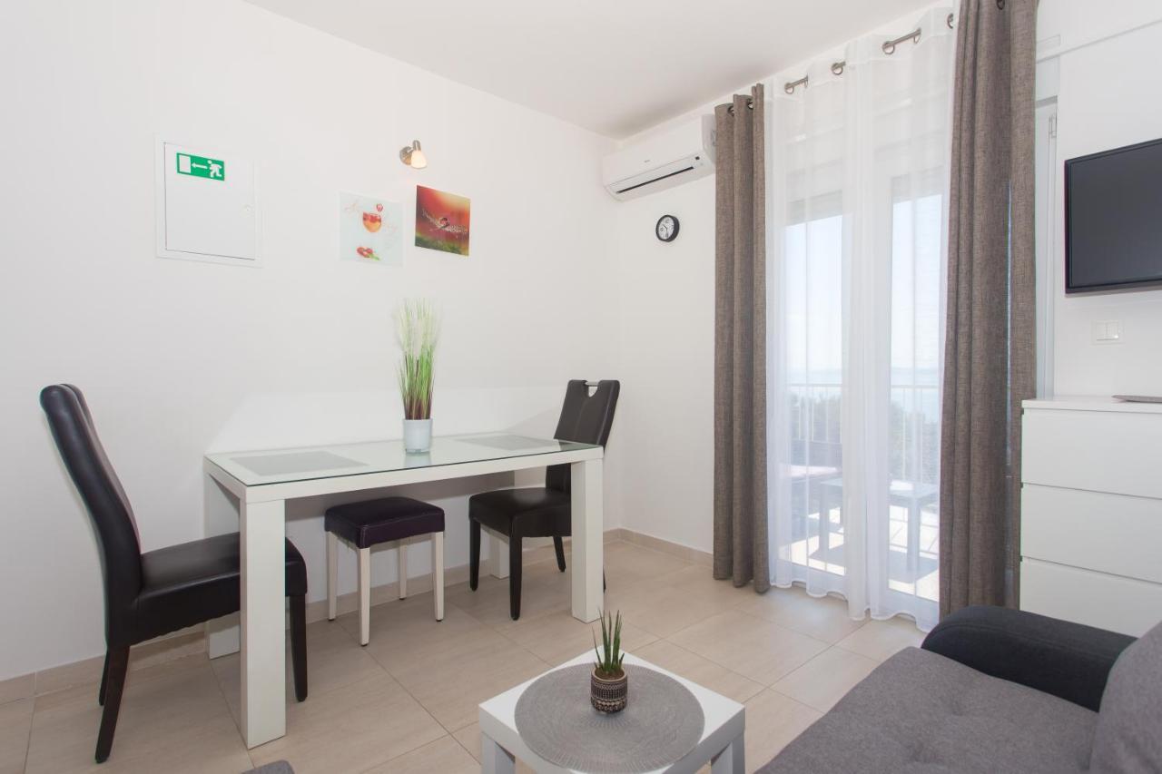 Apartments Bandic - 30 Meters To The Beach Traù Esterno foto